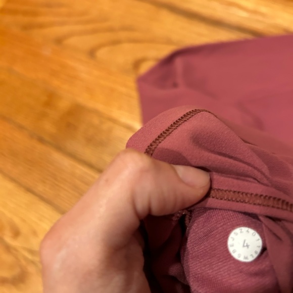 Lululemon leggings sz 4 in pink - Picture 2 of 5